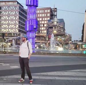 Meet your Posher, Travis